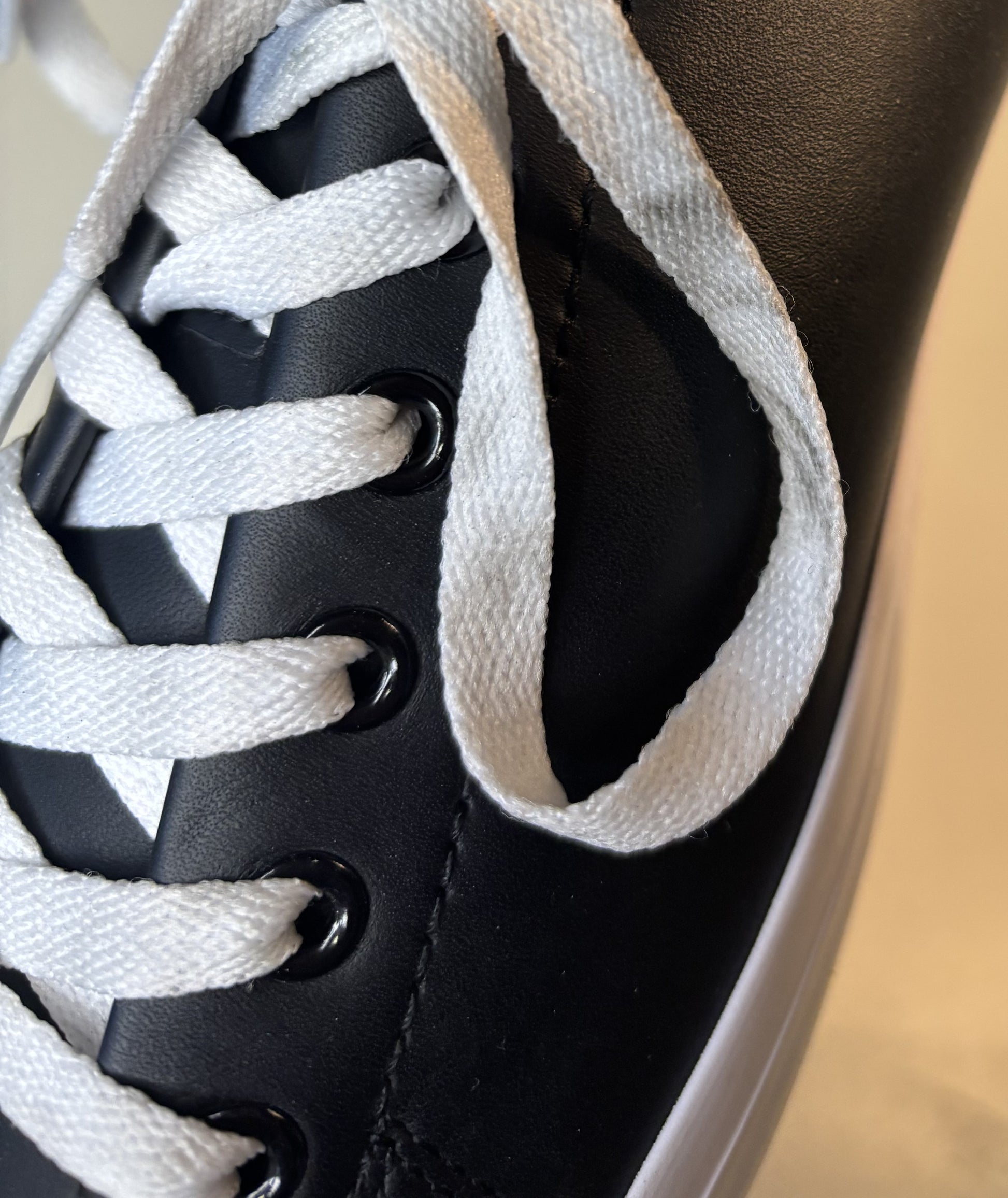 Ralph Lauren Longwood trainers. UK size 10. RRP £114 image 5