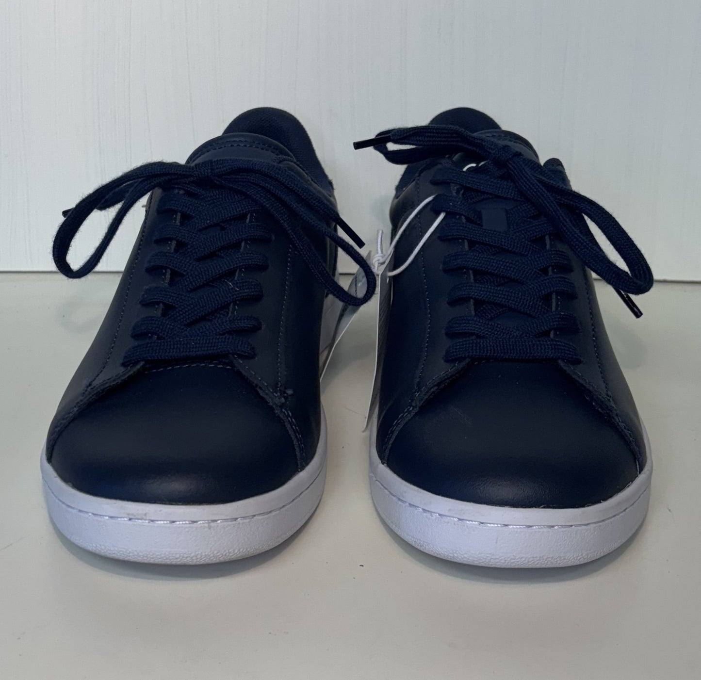 Lacoste Carnaby trainers. UK size 7. RRP £95 image 1