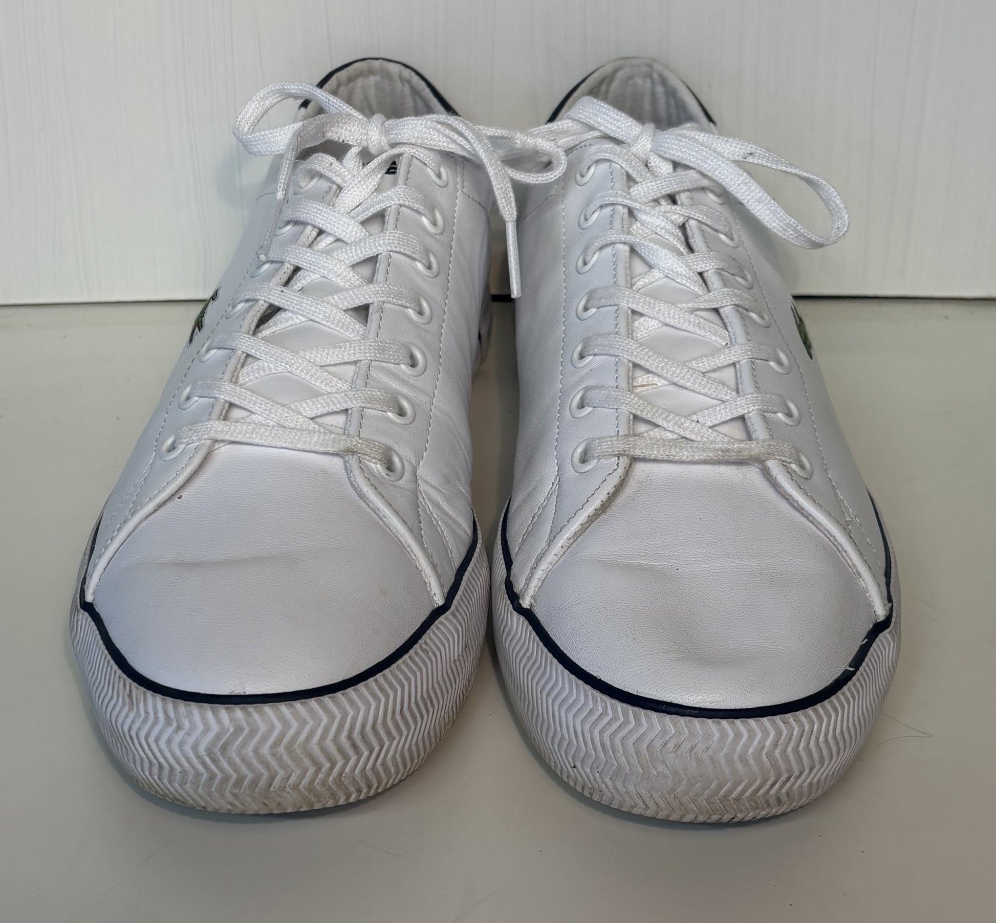 Lacoste Gripshot trainers. UK size 9. RRP £70 image 2