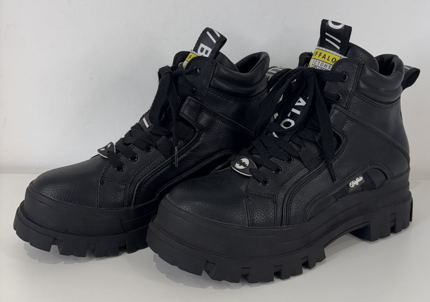 Buffalo Aspha NC midboots,womens .size7,unsold stock.RRP£115 image 0