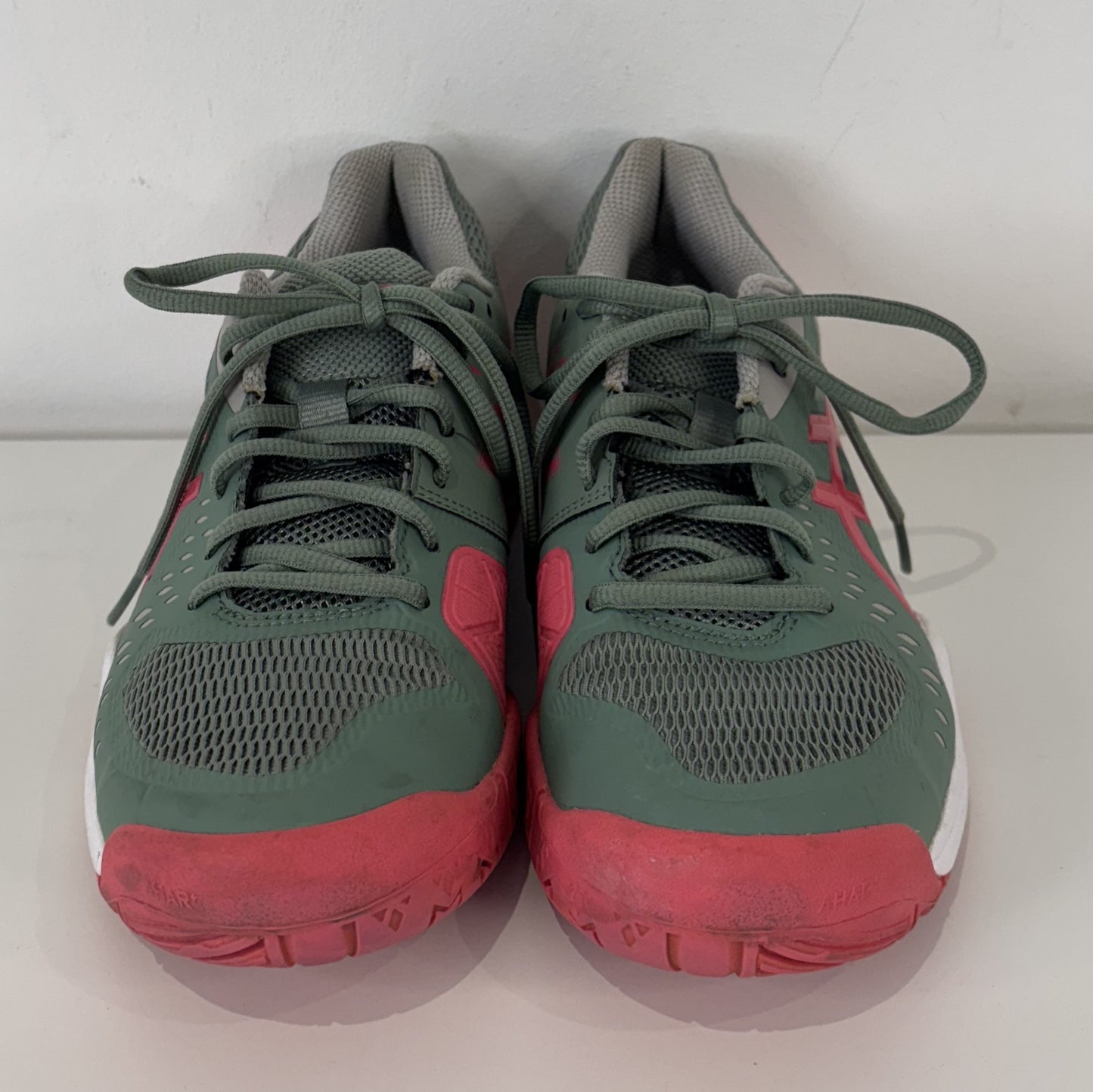 Asics Netburner trainers. UK size 7. RRP £125 image 1