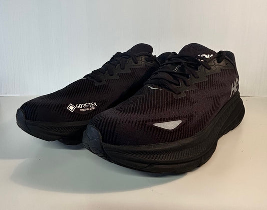 Hoka clifton 9 running shoes. UK 11. Ex high street stock. Never owned. RRP £130 image 0