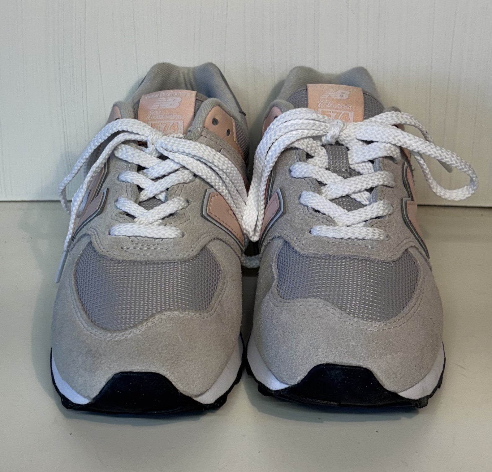 New Balance 574 Women size 4 image 1