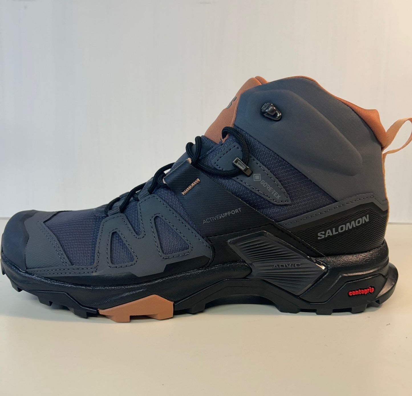Salomon X Ultra 4 Mid GTX Walking Boots. UK 8. Ex high street stock. RRP £170 image 3