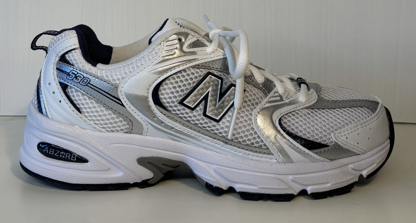 New Balance 530 Running trainers size6 image 2