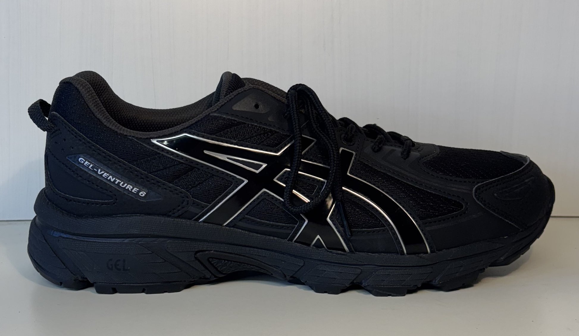 Asics Gel venture 6 men's size10,new without box RRP£95 image 2