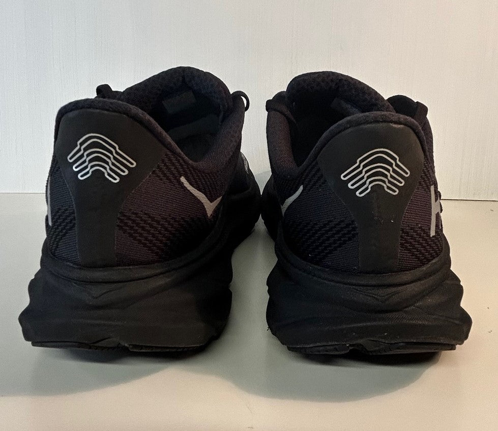 Hoka clifton 9 running shoes. UK 11. Ex high street stock. Never owned. RRP £130 image 5