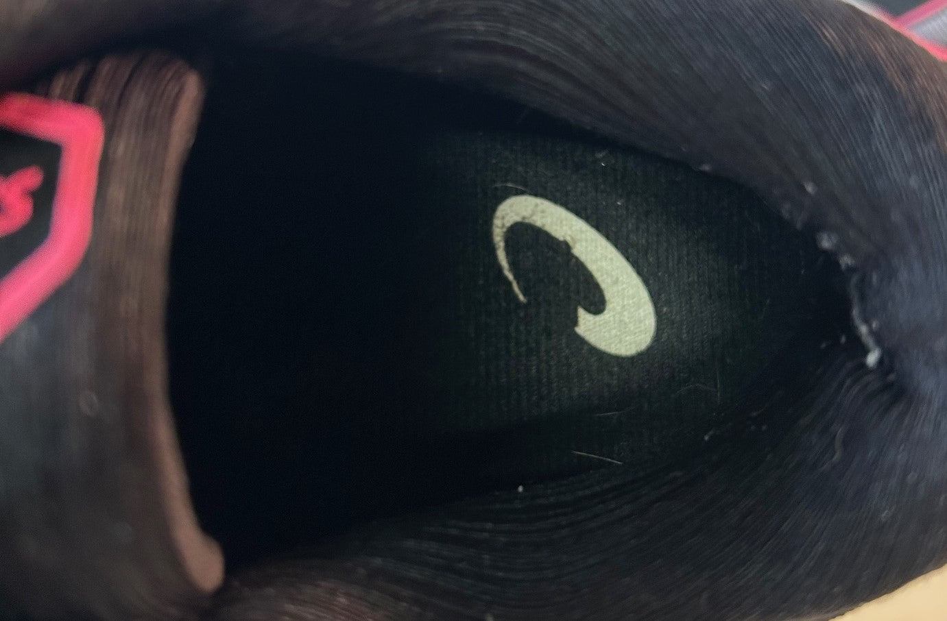 Asics Gel Kayano 30. UK 7.5. Unsold high street stock. RRP£125 image 5