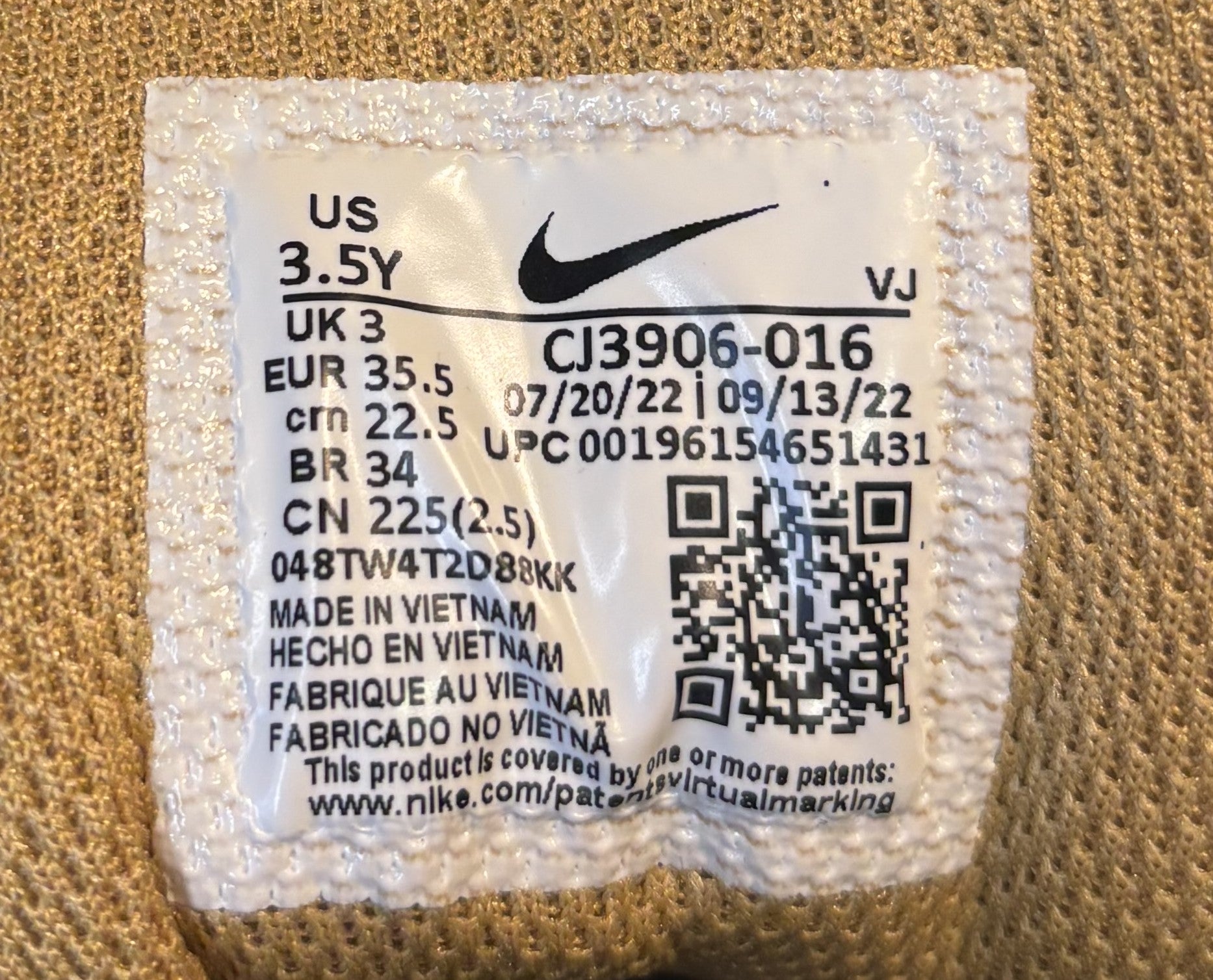 Nike Airmax 95 trainers. UK size 3. RRP £144 image 3