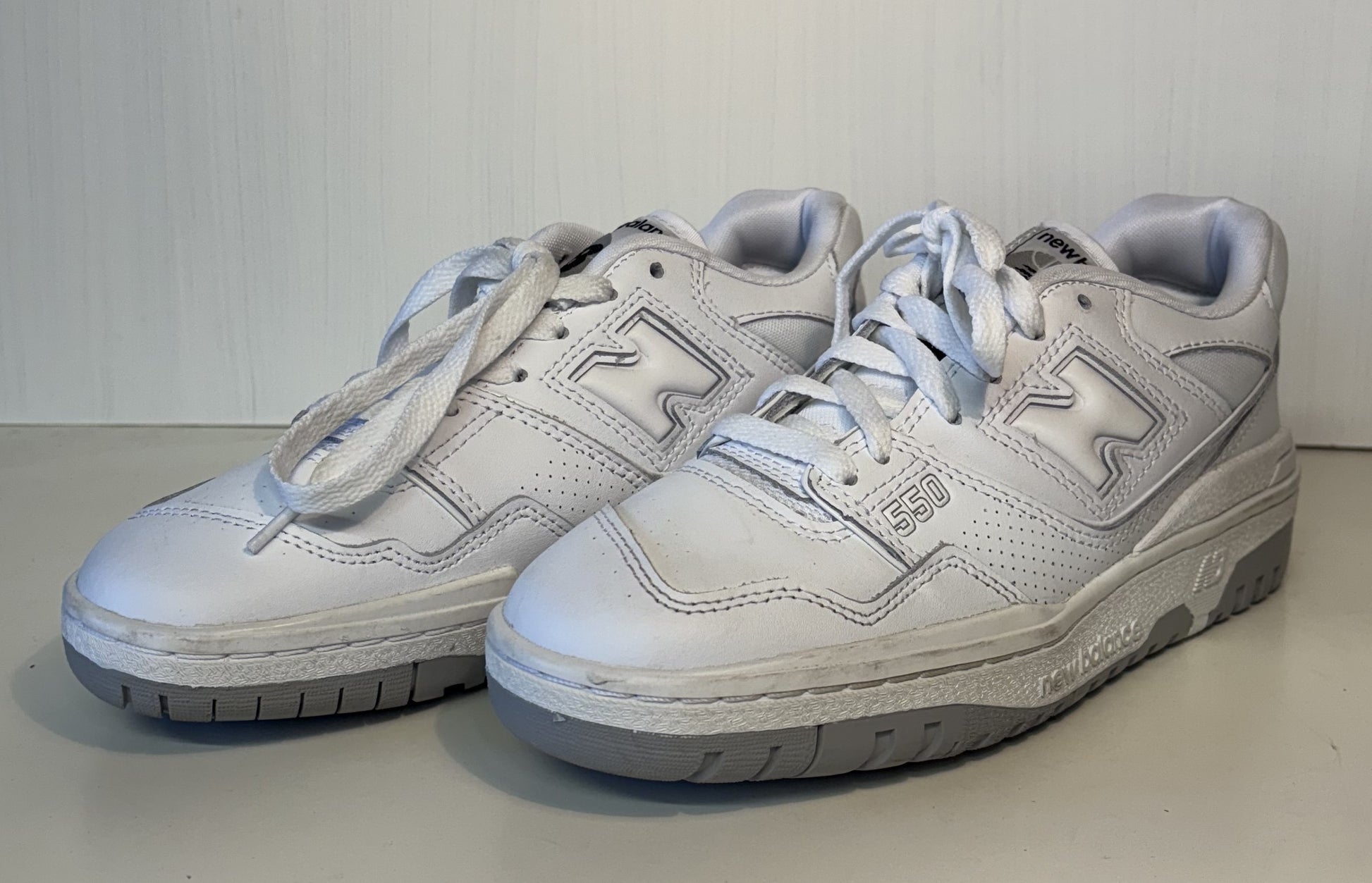 New Balance 550 womens trainers. UK size 4. RRP £100 image 1