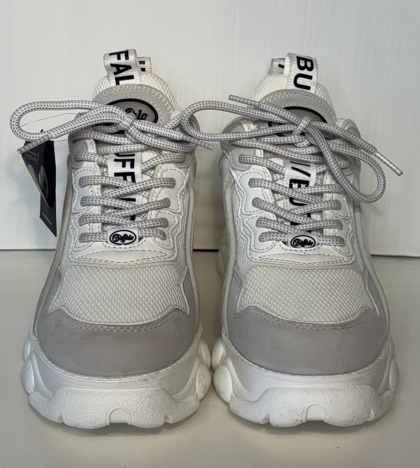 Buffalo CLD Chai trainers. UK size 5. RRP £93.00 image 1