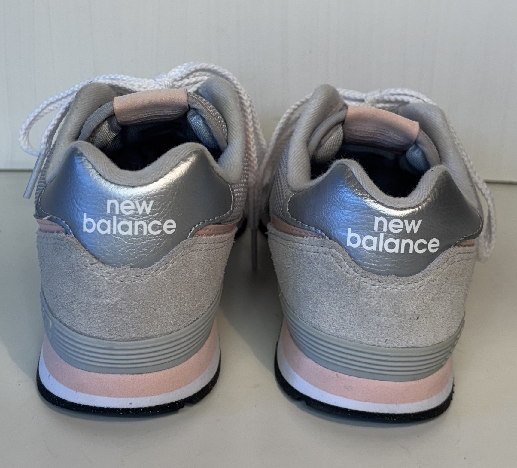 New Balance 574 Women size 4 image 6