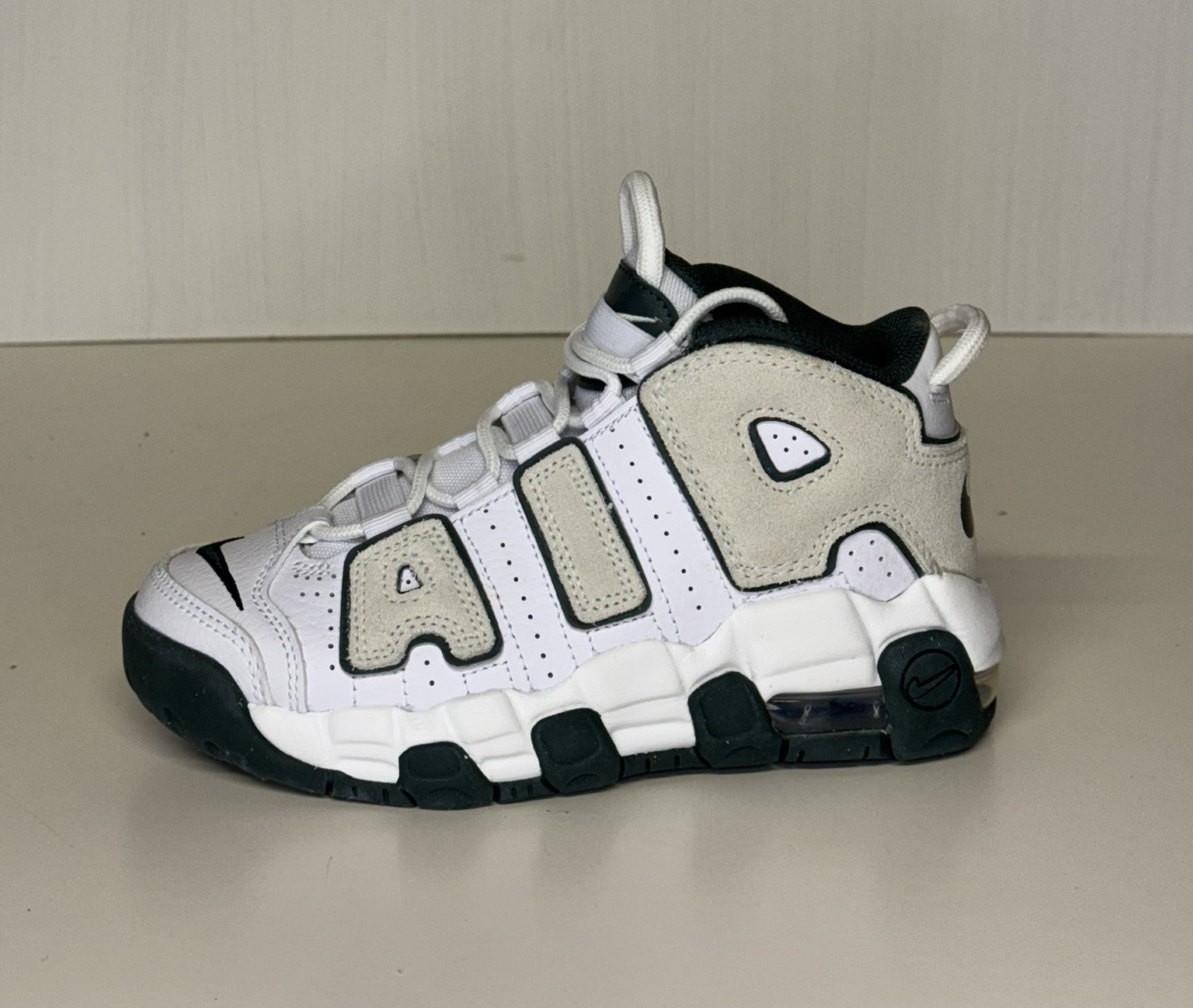 Nike Air Uptempo Junior. Size 13. Unsold high street stock. RRP£75 image 2