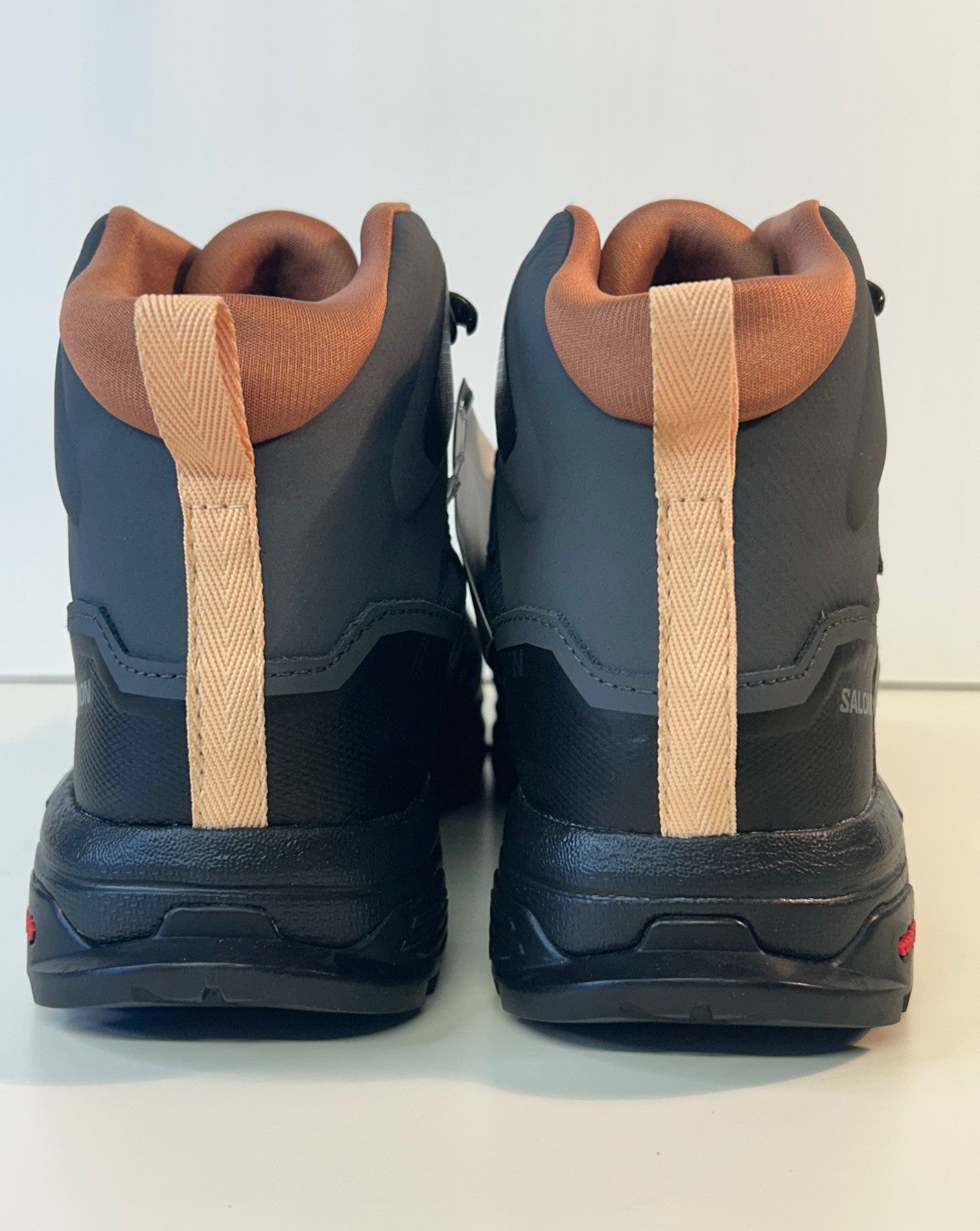 Salomon X Ultra 4 Mid GTX Walking Boots. UK 8. Ex high street stock. RRP £170 image 6