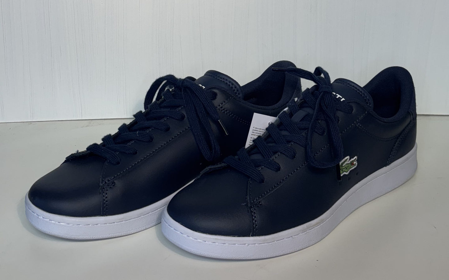 Lacoste Carnaby trainers. UK size 7. RRP £95 image 0