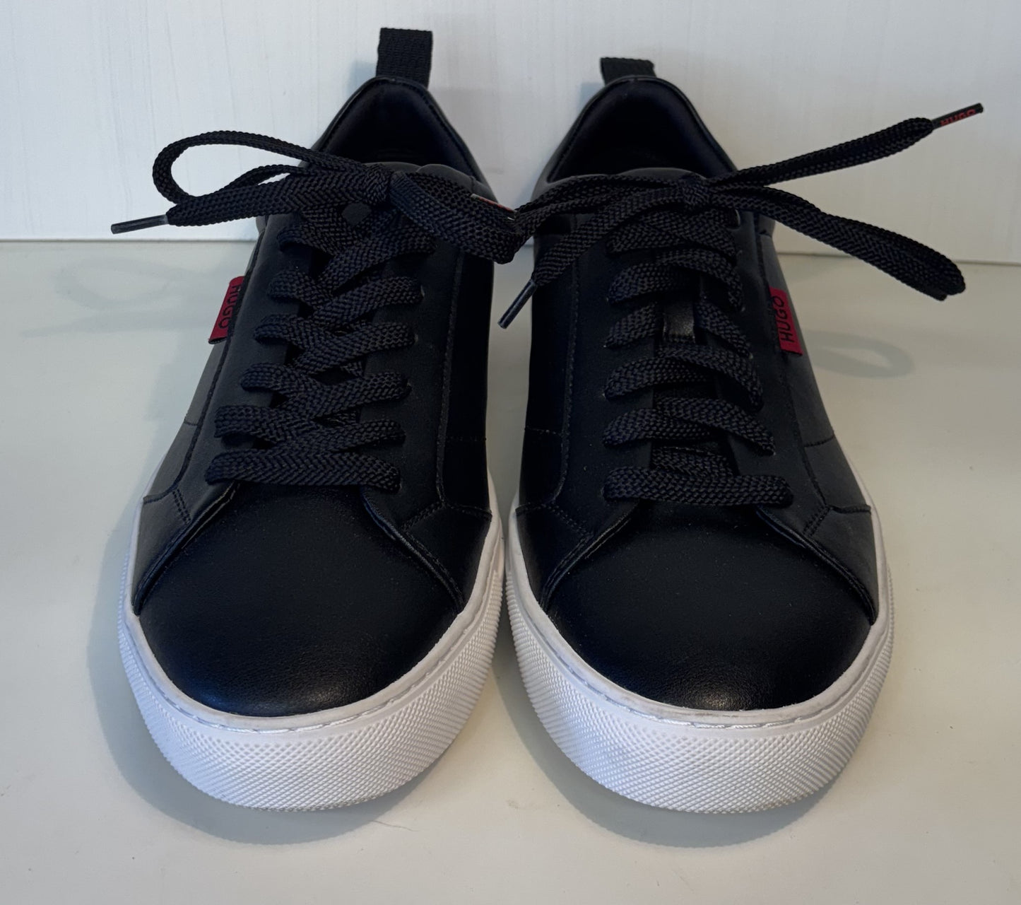 Hugo Boss Morrie trainers size8, Unsold demonstration stock RRP£100 image 1