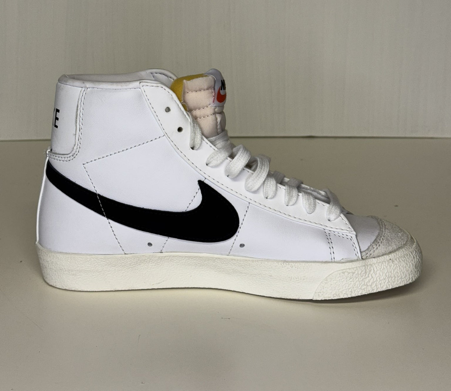 Nike Blazer Mid boots. UK size 5. RRP £89.99 image 3
