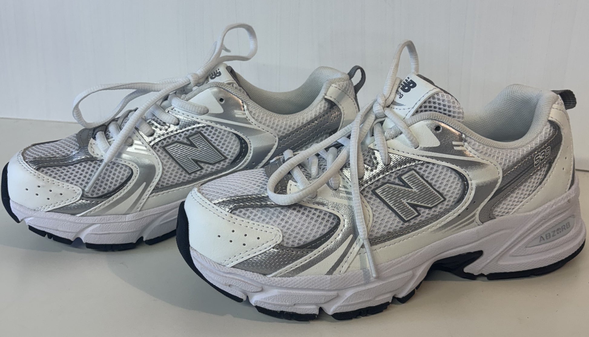 New Balance 530 Running Trainers Women Size3 image 0