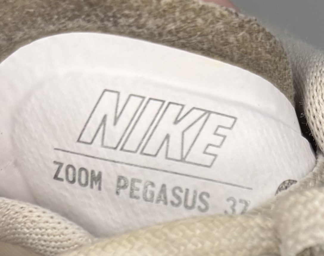 Nike Air Zoom Pegasus running shoes. UK size 5. RRP £80. image 4