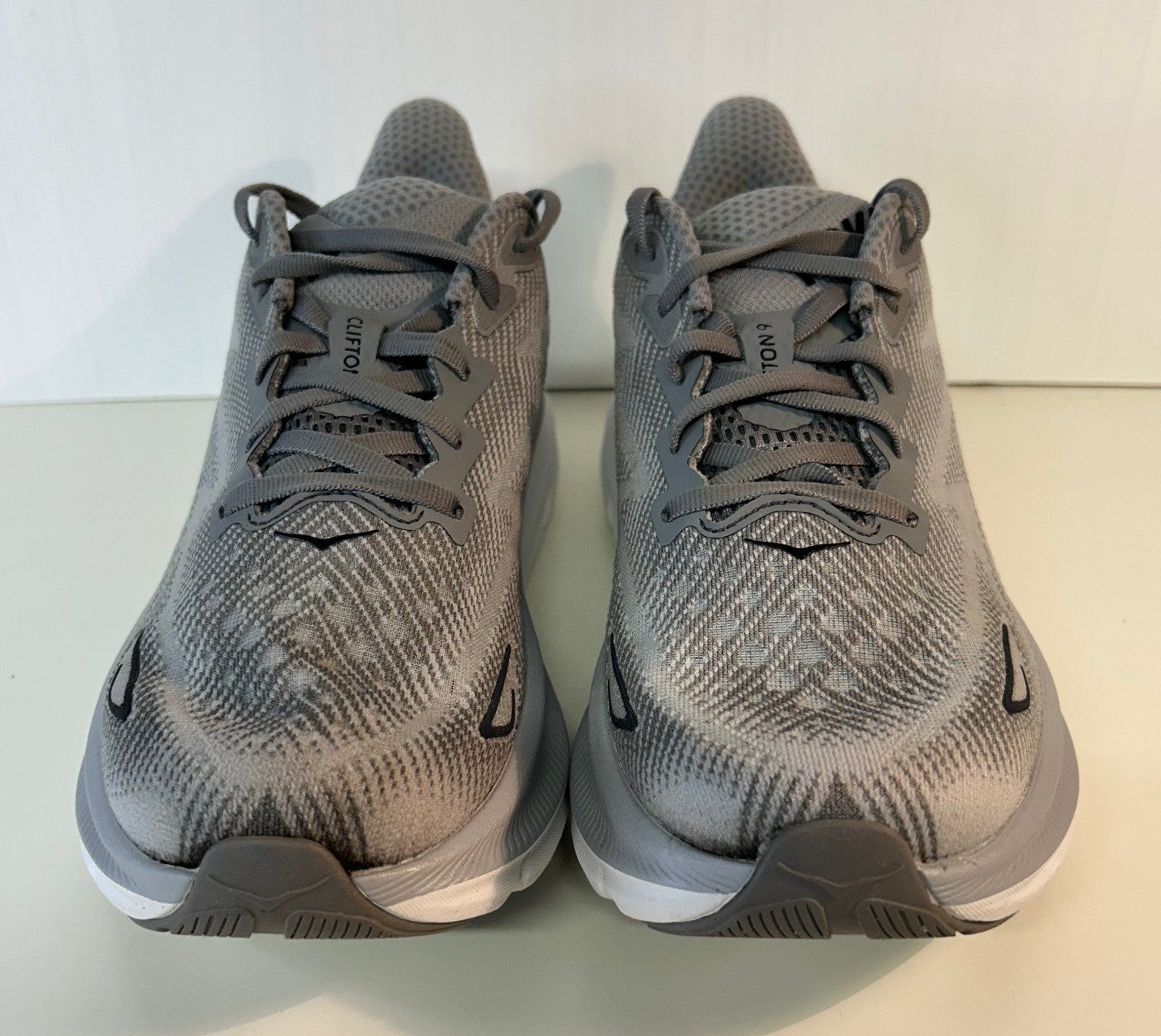 Hoka clifton 9 Men’s Grey Trainers. UK 9.5. Unsold high street stock. RRP £130 image 0