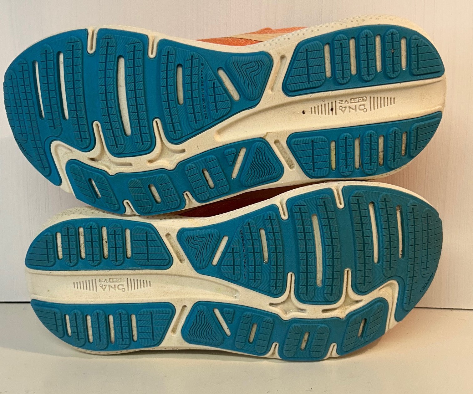 Brooks Ghost Max 1 Women's Running Shoes. UK 5.5 RRP £140 image 5